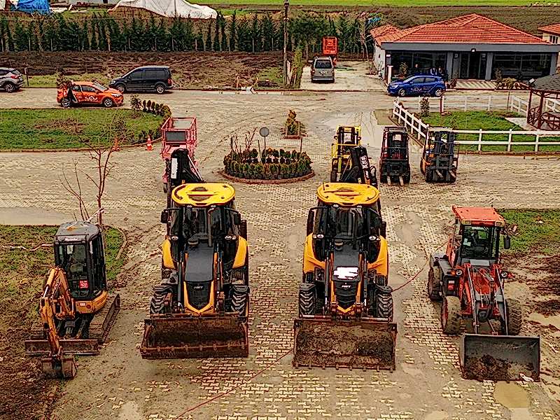 Tüm İş Makinesi Ehliyeti